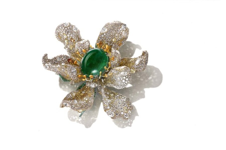 2019 Black Label Masterpiece II Marguerite Brooch