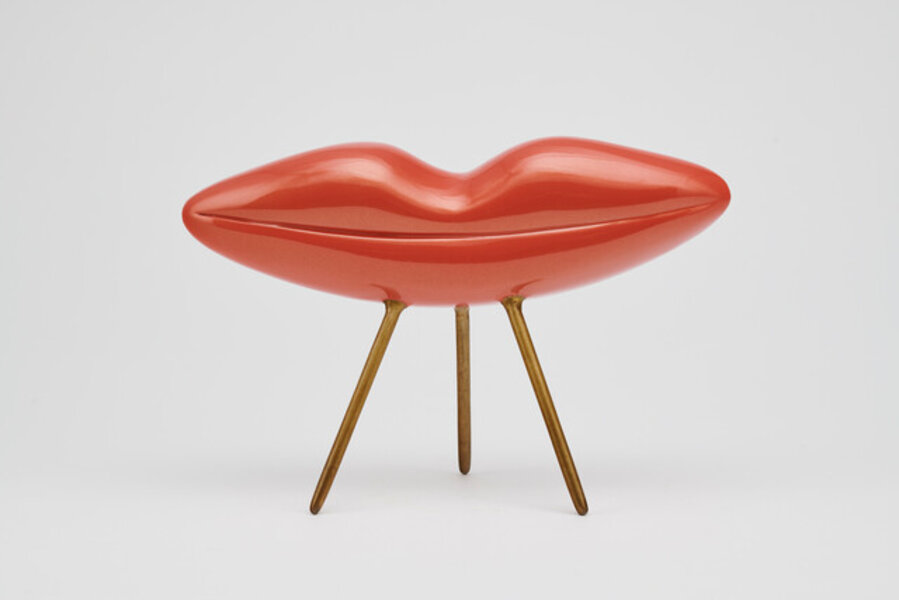 Enchanting Lips Shapeshifter