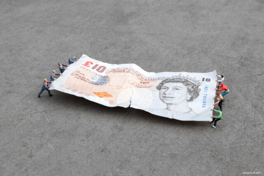Tug of War, Bank of England, London