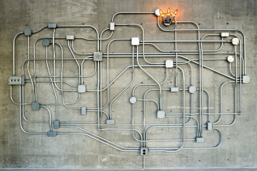 Power Maze with Sconce
