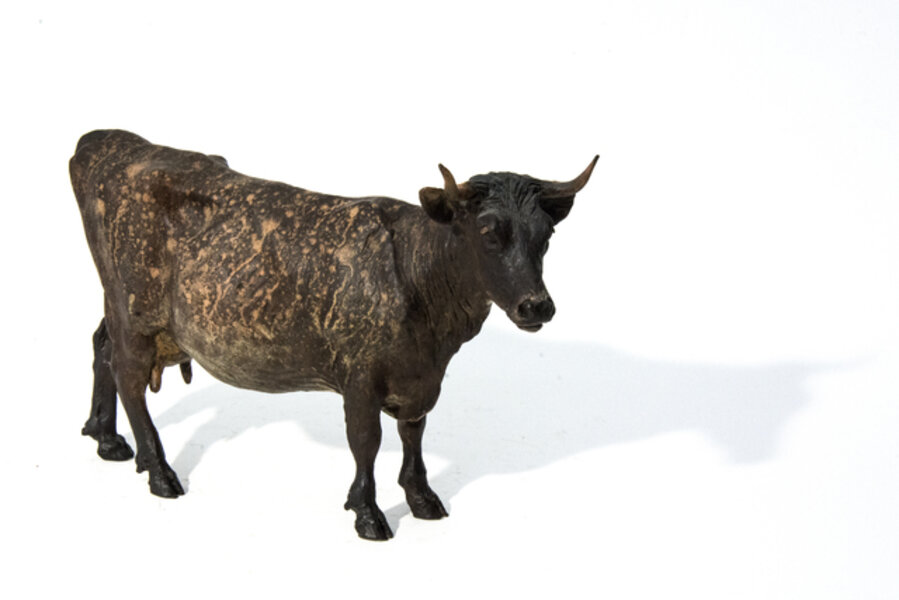 Ernestine AP I - small, bronze, cow, animal, sculpture