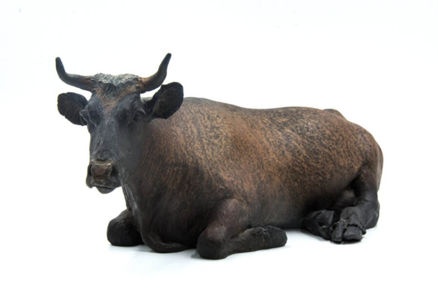 Jeanette - small, detailed, bronze, cow, animal, sculpture
