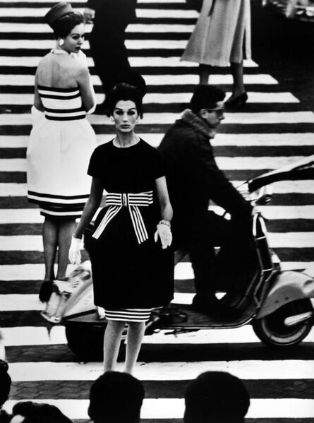 William Klein, ‘Nina + Simone, Piazza di Spagna, Rome’, 1960