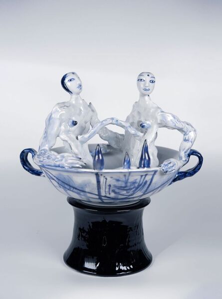 Geng Xue, ‘Mirror Image in Double-handled Dish with Base’, 2023