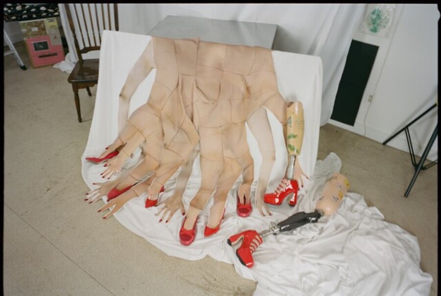 red shoes #007