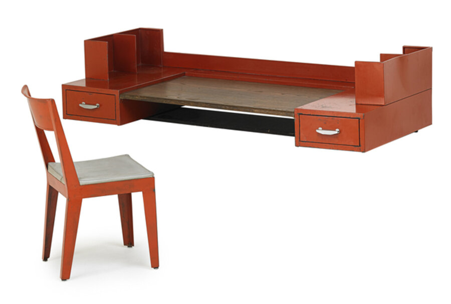 Wall-mounting desk and chair