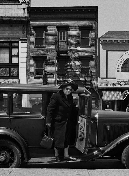 Harold Feinstein, ‘Woman Stepping from Car’, 1946
