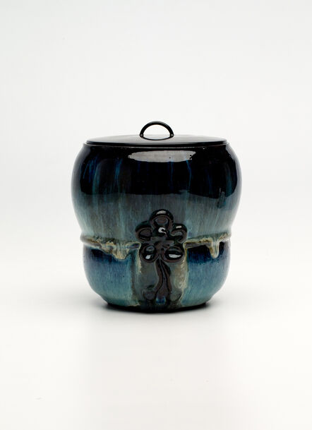 Hisaaki Kamei, ‘Gourd-shaped water container (mizusashi) with plum-knot decoration’, ca. 2019