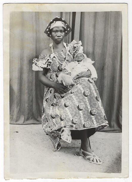 Seydou Keïta, ‘Sans titre’, 1956