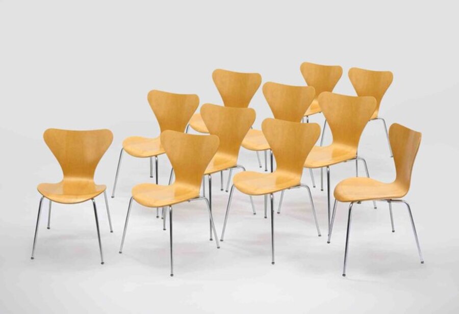 Set of 11 Chairs Model 3107