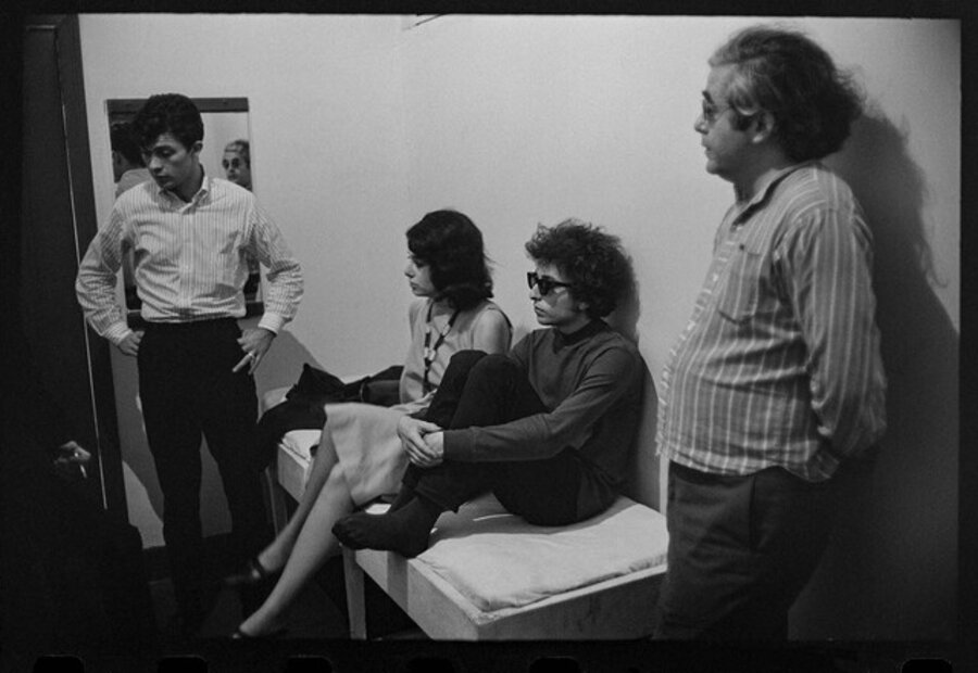 Robbie Robertson, Sally Grossman, Bob Dylan, and Albert Grossman, Backstage at Forest Hills