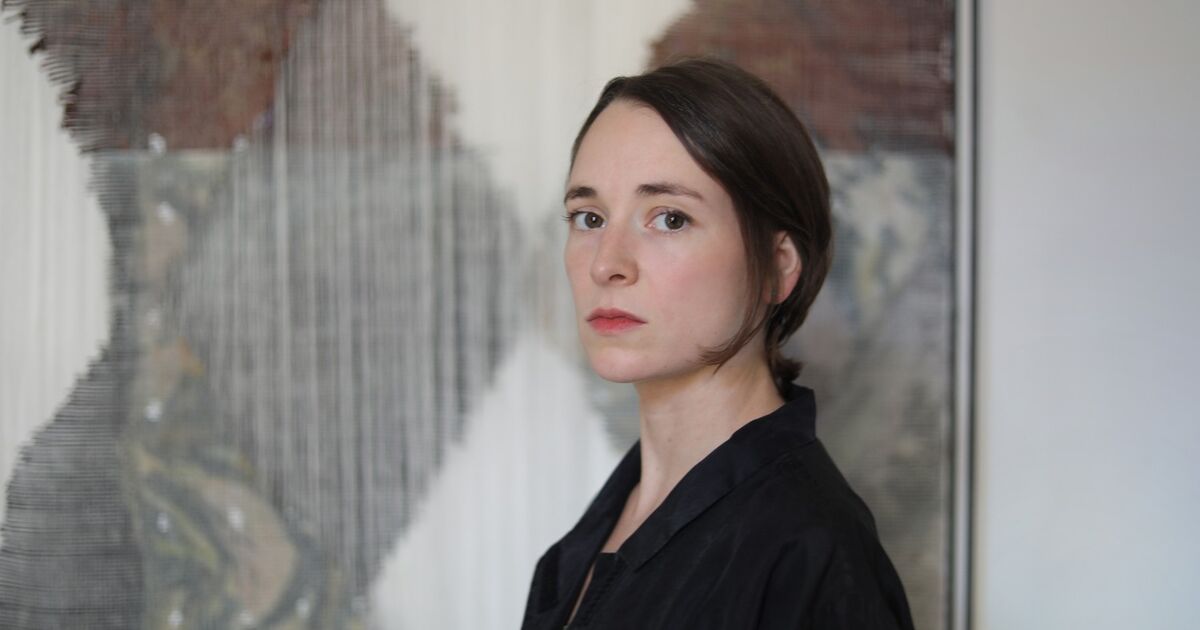 Carvalho announces U.S. representation of Élise Peroi.