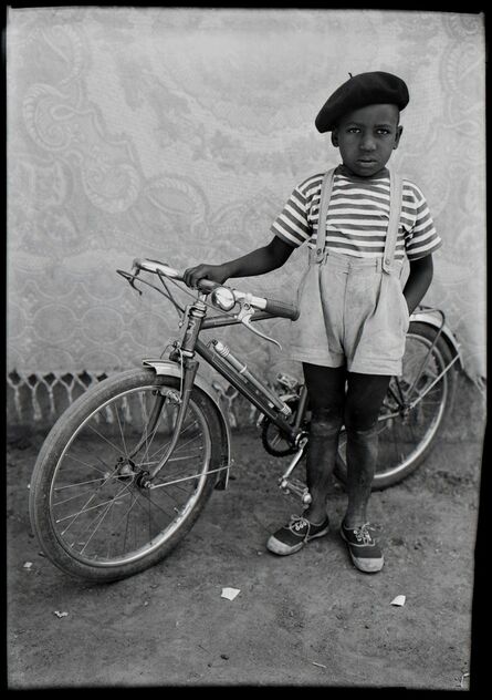 Seydou Keïta, ‘Sans titre (MA.KE.319 BOX-NEG.02424)’, 1948-1954