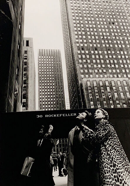 Henri Dauman, ‘In Front of 30 Rock with Gérard Phillipe & Geneviéve Page, NYC, 1958’, 2020