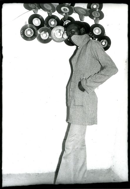 Malick Sidibé, ‘Je suis fou de disques’, 1973