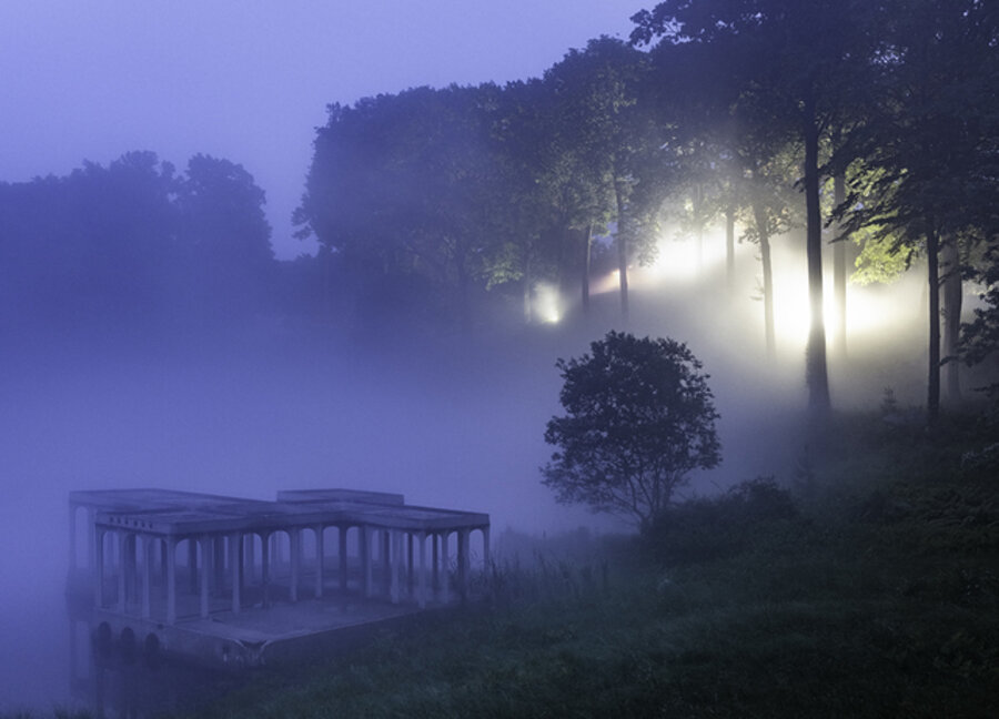 Blue Temple Fog, Glass House