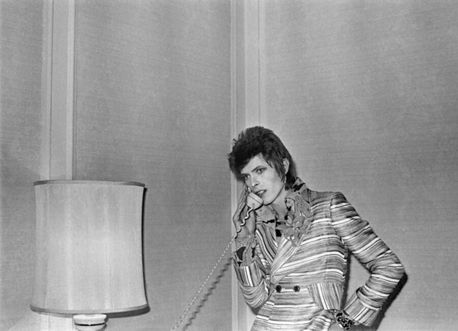 Bowie with Lamp & Phone