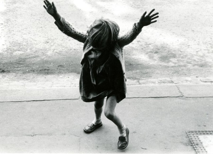 Girl about to do a handstand, Kensal Road