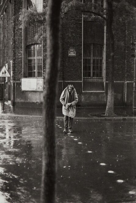 Henri Cartier-Bresson, ‘Alberto Giacometti, Rue d'Alesia, Paris’, 1961-printed later