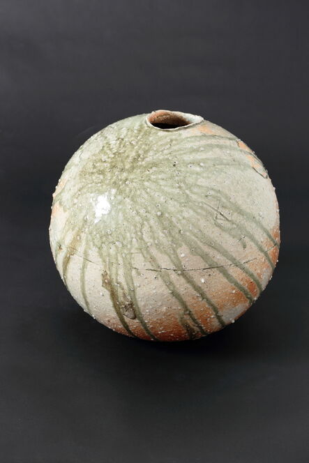 Shiro Tsujimura, ‘Round jar, natural ash glaze ’, 1990-2020