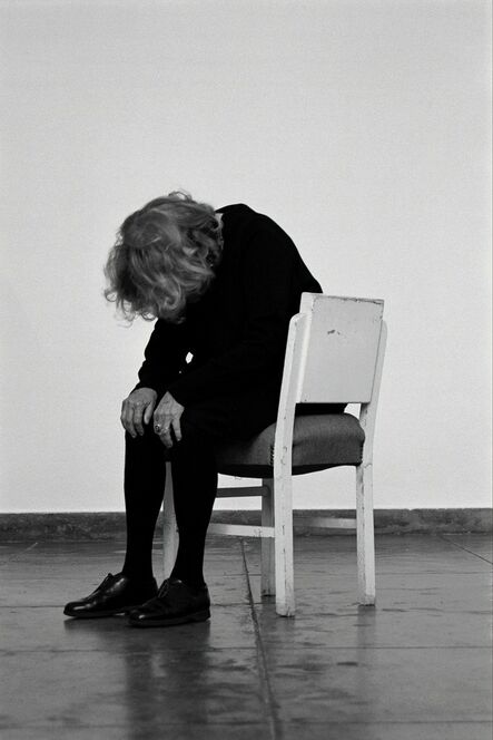 Helena Almeida, ‘A cadeira branca | The white chair’, 2013