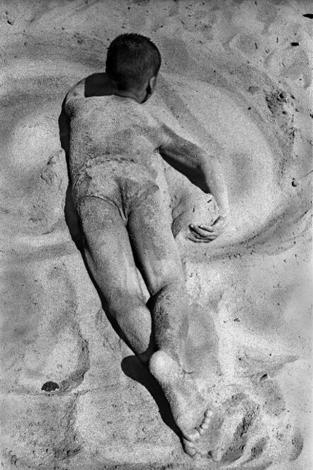Harold Feinstein, ‘Swimming in Sand, Coney Island’, 1950