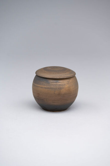Yoshinori Hagiwara, ‘Container with lid, black matte glaze’, N/A