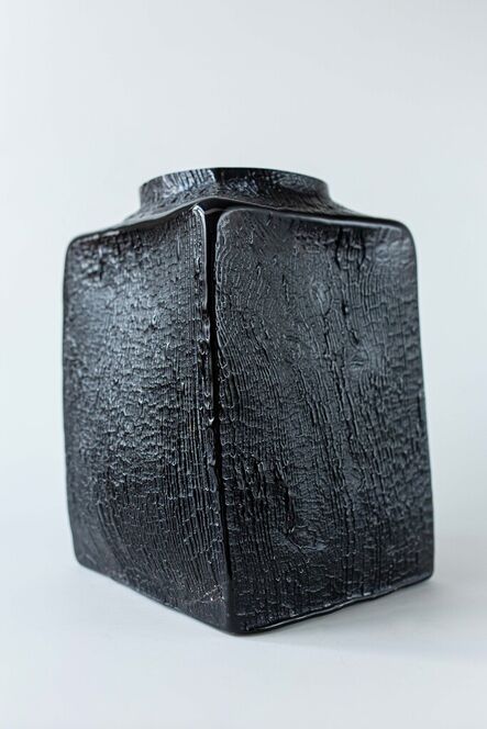 François Azambourg, ‘Vase Douglas Très Grand Modèle Noir #131’, 2020-2021