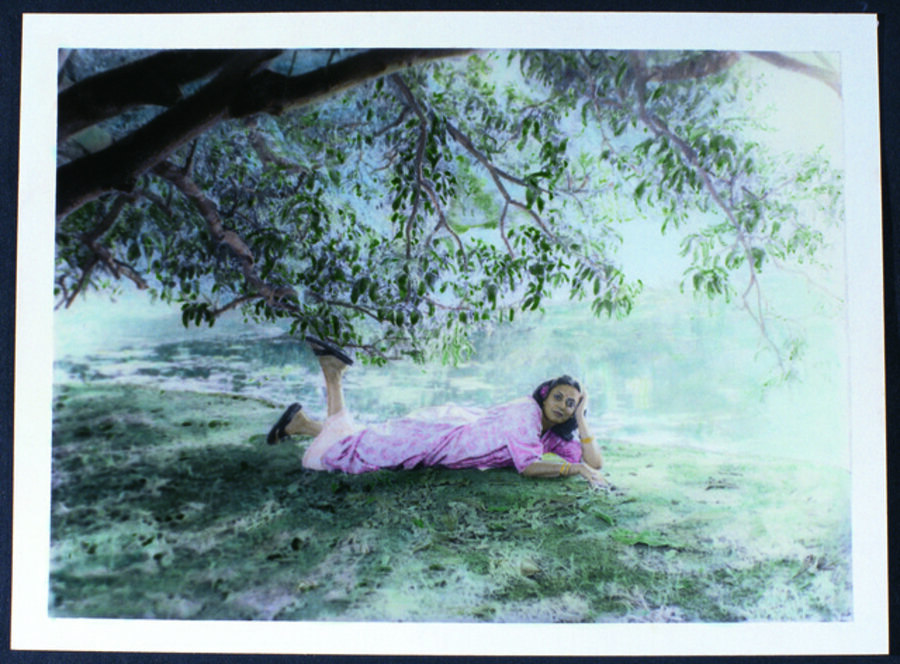 Sunhere Sapne (Golden Dreams)