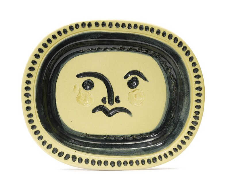 Pablo Picasso, ‘Visage gravé, fond grège’, 1947, Design/Decorative Art, Plate. Ceramic with painting in yellow and green-blue. Decorated with engobes, Koller Auctions