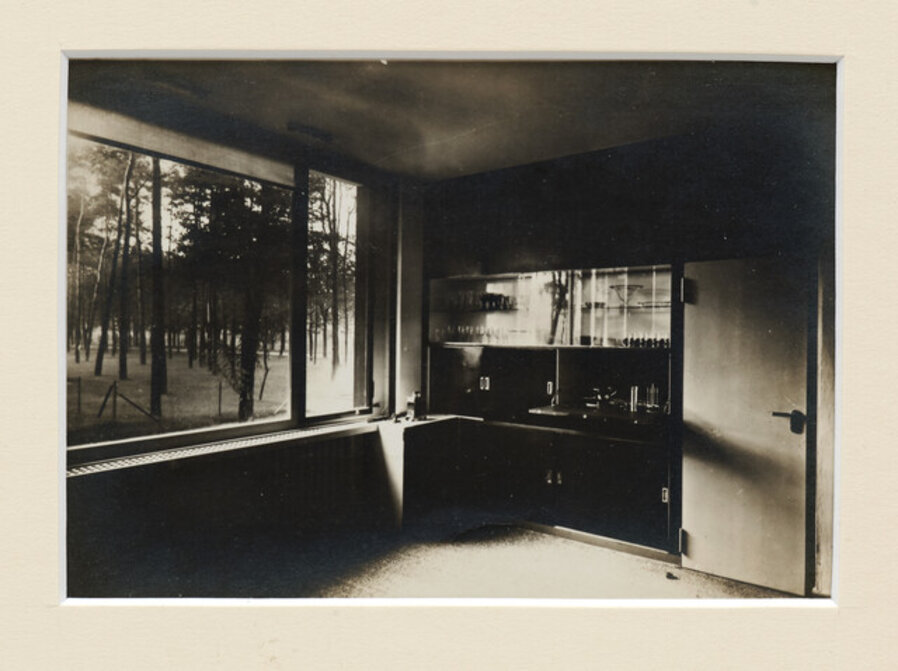Masterhouse Gropius Dessau, Dining Room