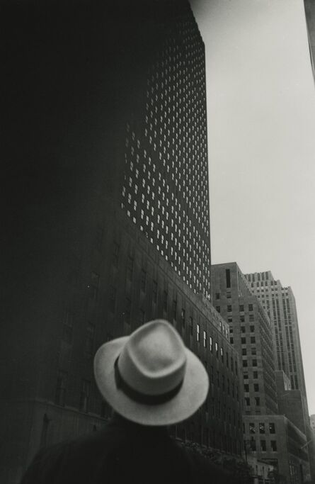 Louis Faurer, ‘Looking at the R.C.A. Building at Rockefeller Center, New York, NY’, 1949