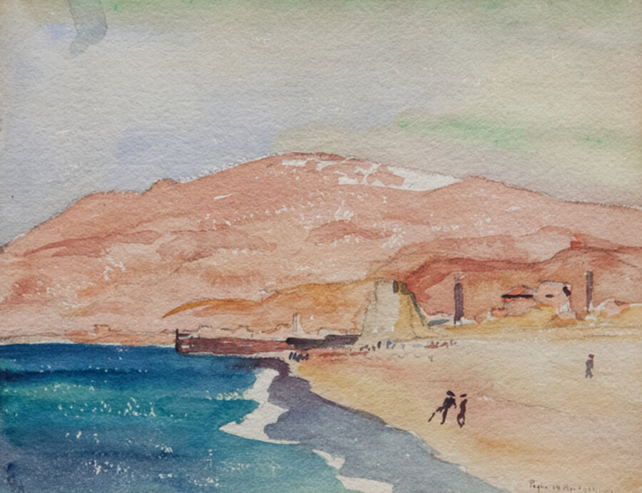 Spiaggia al mare con figure