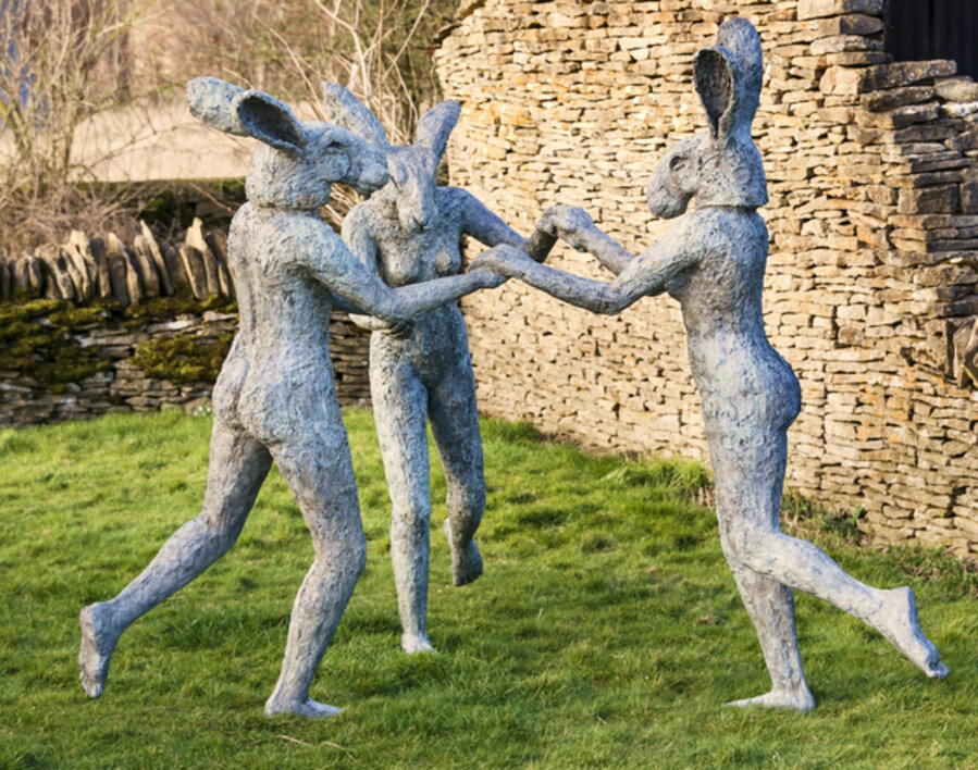 Dancing Ladies