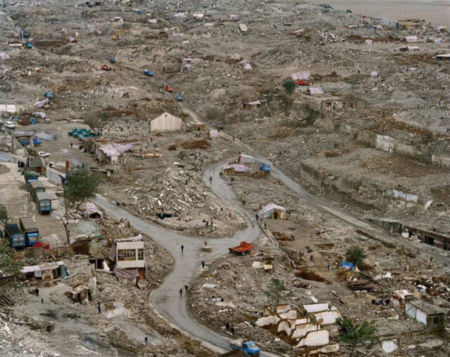 Three Gorges Dam Project, Feng Jie #6, Yangtze River, China