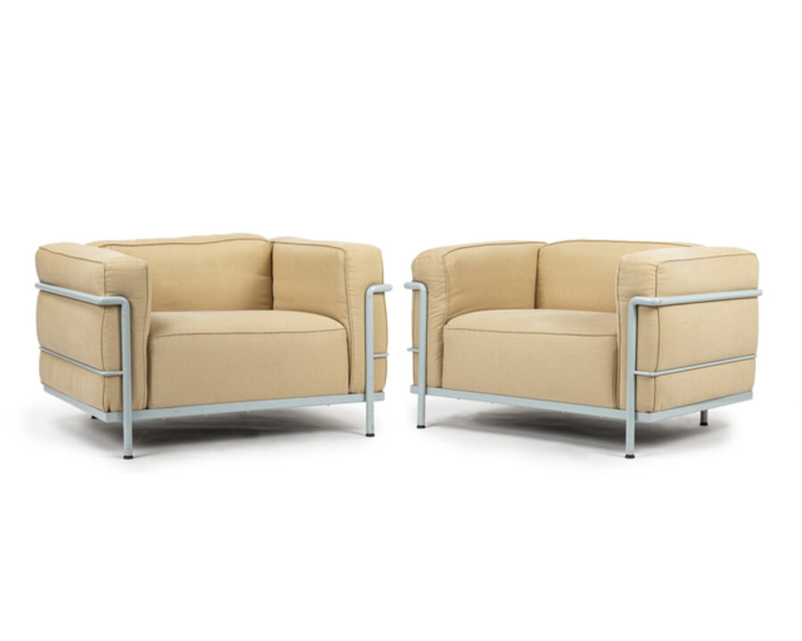 A pair of Le Corbusier LC3 club chairs, Cassina