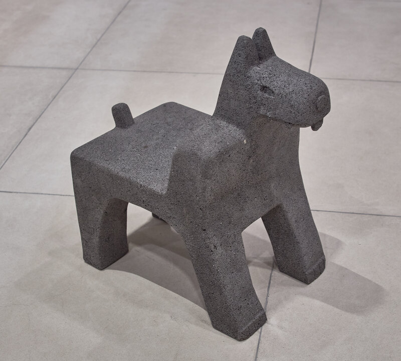 Diego Pérez, ‘Silla del cánido colmilludo’, 2020, Sculpture, Volcanic stone, Galería RGR