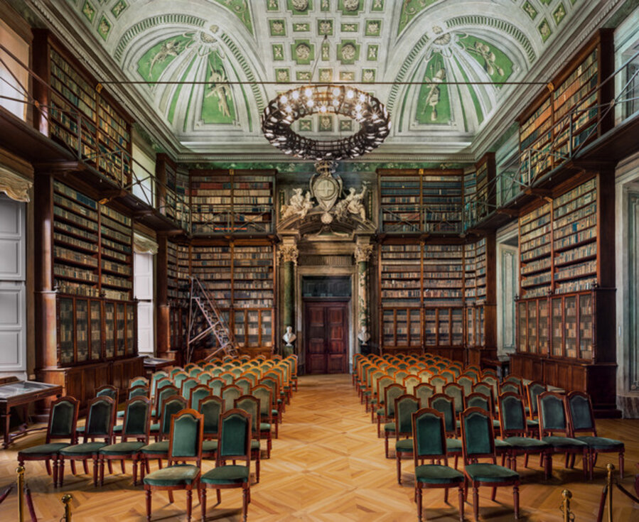 Library of Science Academy, Turin