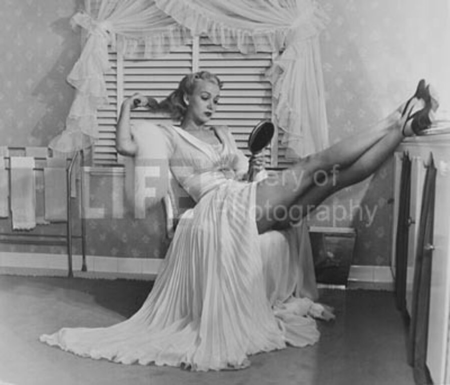 Carole Landis