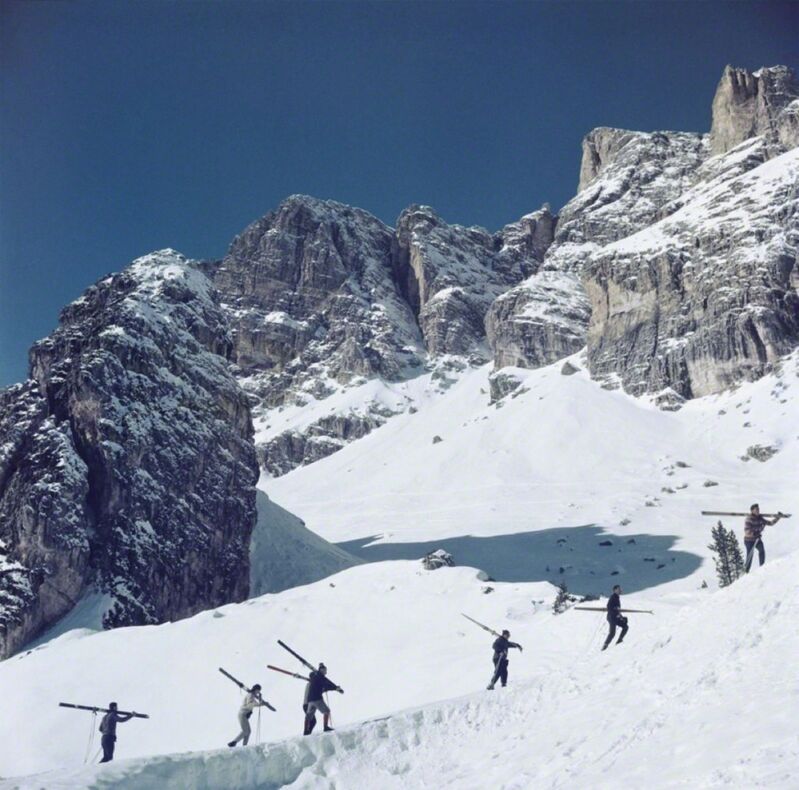 Slim Aarons, ‘Cortina dAmpezzo Italy Skiers’, 1962, Photography, Lambda C-Print, IFAC Arts