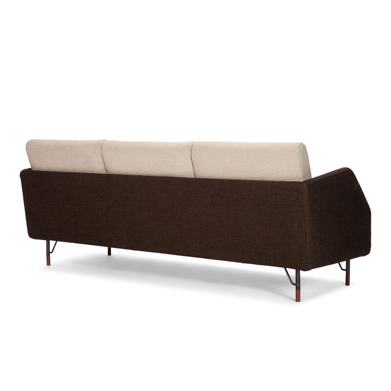 Finn Juhl, ‘Three seater sofa, model BO77’, 1953, Design/Decorative Art, Teak, fabric and gunmetal, Dansk Møbelkunst Gallery
