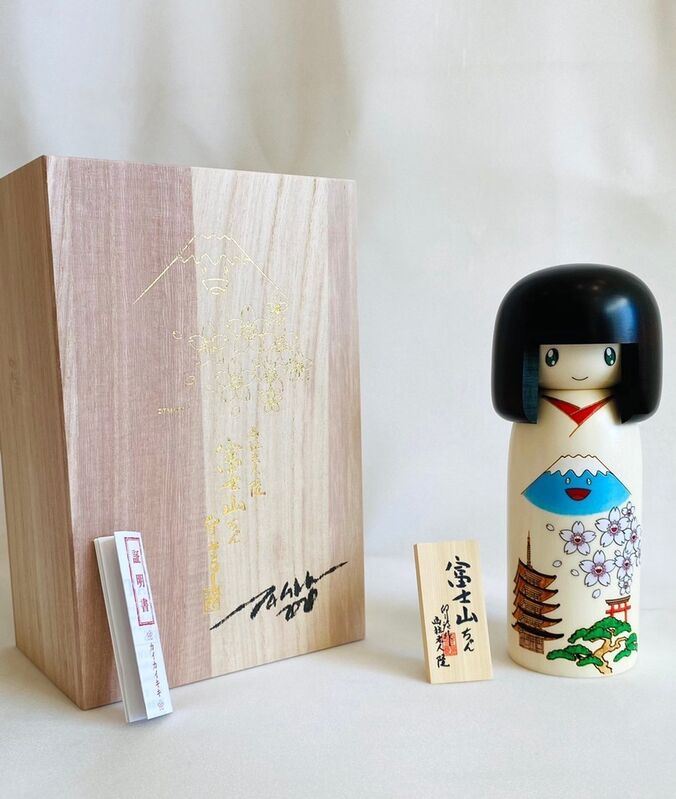 Takashi Murakami, ‘富士山ちゃんこけし (Fujisan-chan Kokeshi)’, 2020, Sculpture, Japanese Mizuki timber, Gin Huang Gallery Gallery Auction