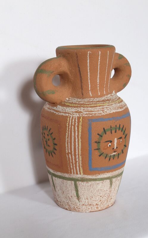 Pablo Picasso, ‘Vase avec decoration pastel (Vase with Pastel Decorations)’, 1953, Design/Decorative Art, Chamotted red earthenware clay, pastel decoration, RoGallery