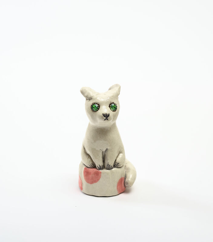 Clémentine de Chabaneix, ‘Kitty Vertigo amulet’, 2020, Sculpture, Glazed ceramic, strass, Antonine Catzéflis