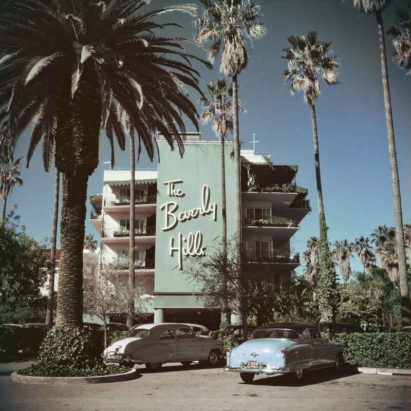 Slim Aarons, ‘Beverly Hills Hotel’, 1957, Photography, C-print, Artsy x Seoul Auction
