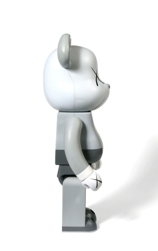 KAWS, ‘BEARBRICK COMPANION (ORIGINALFAKE) 1 000 % (Grey)’, 2010, Sculpture, Painted cast vinyl, DIGARD AUCTION