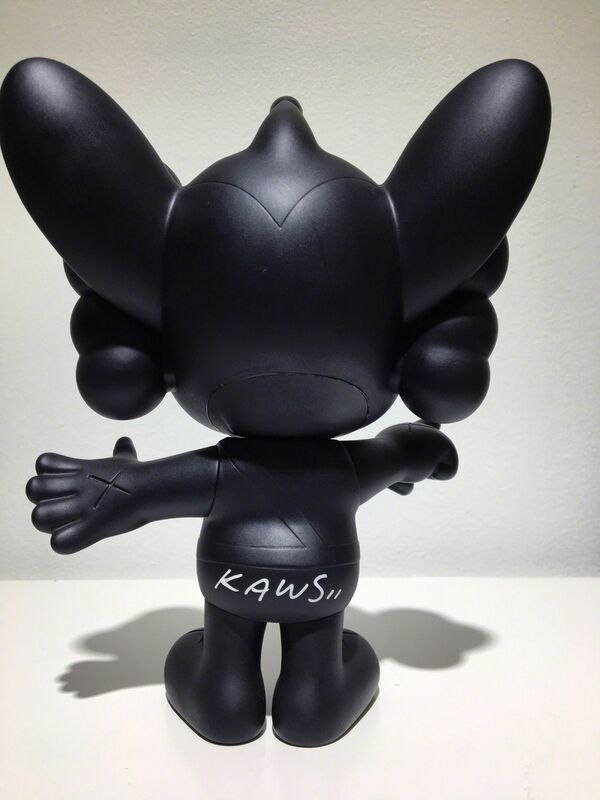 KAWS, ‘JPP (Black) Signed’, 2008, Sculpture, Painted cast vinyl, Galerie C.O.A