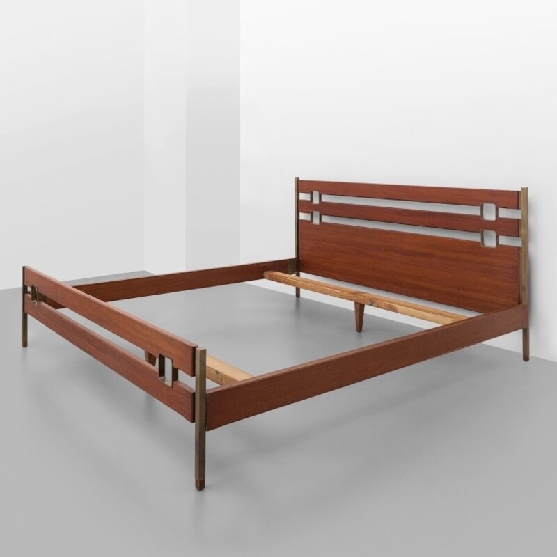 Ico Parisi, ‘A double bed from the 'Parisi 1' series’, 1960, Design/Decorative Art, Teak wood and brass., Aste Boetto