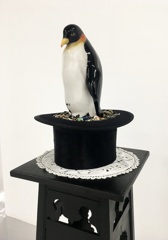 Mark Dion, ‘Top hat’, 2021, Sculpture, Ceramic penguin, various trinkets, top hat, doily, wooden stand, In Situ - Fabienne Leclerc
