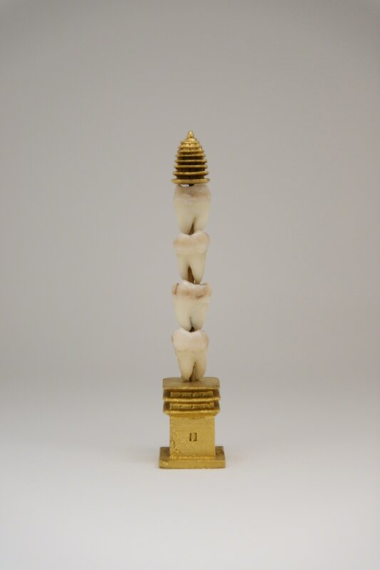 He Xiangyu, ‘Wisdom Tower’, 2013, Installation, Tooth, pure gold
(99.9%), copper, bamboo stick, Future Generation Art Prize